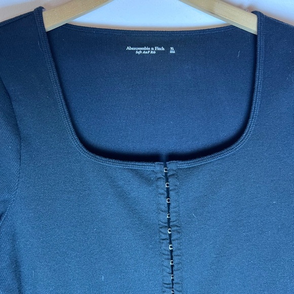 Abercrombie & Fitch Black Long Sleeve Thong Bodysuit Scoop Neck - XL - Picture 3 of 6